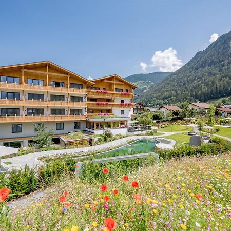 Tilia Living - B&B Mit Dem Komfort Eines Kleinen, Feinen Hotels Ried im Oberinntal Dış mekan fotoğraf