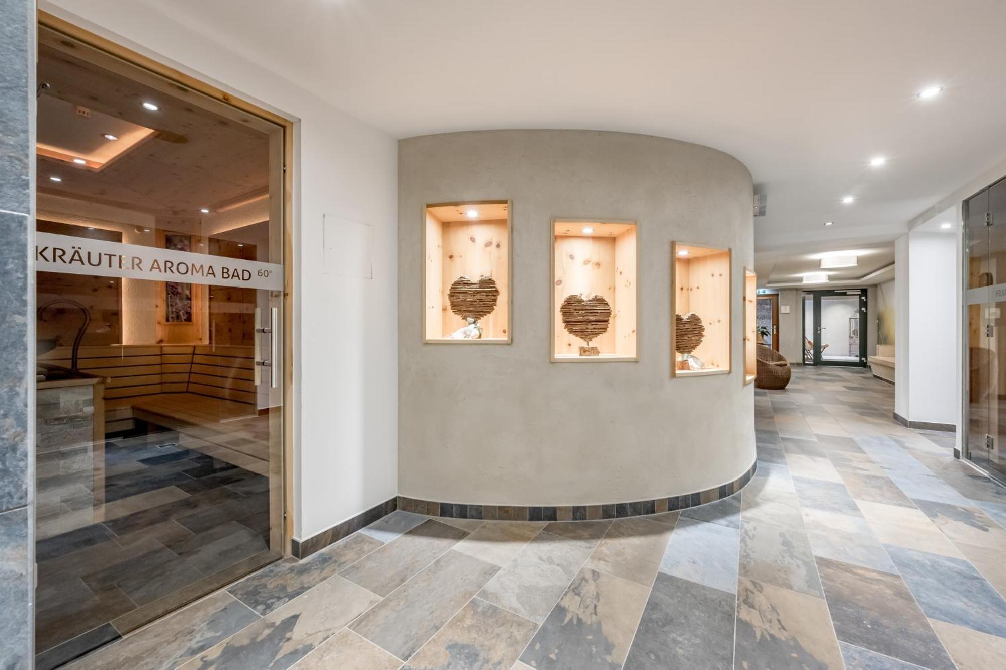 Tilia Living - B&B Mit Dem Komfort Eines Kleinen, Feinen Hotels Ried im Oberinntal Dış mekan fotoğraf