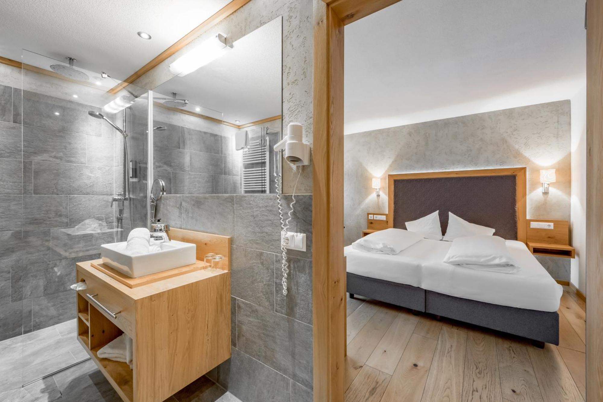 Tilia Living - B&B Mit Dem Komfort Eines Kleinen, Feinen Hotels Ried im Oberinntal Dış mekan fotoğraf