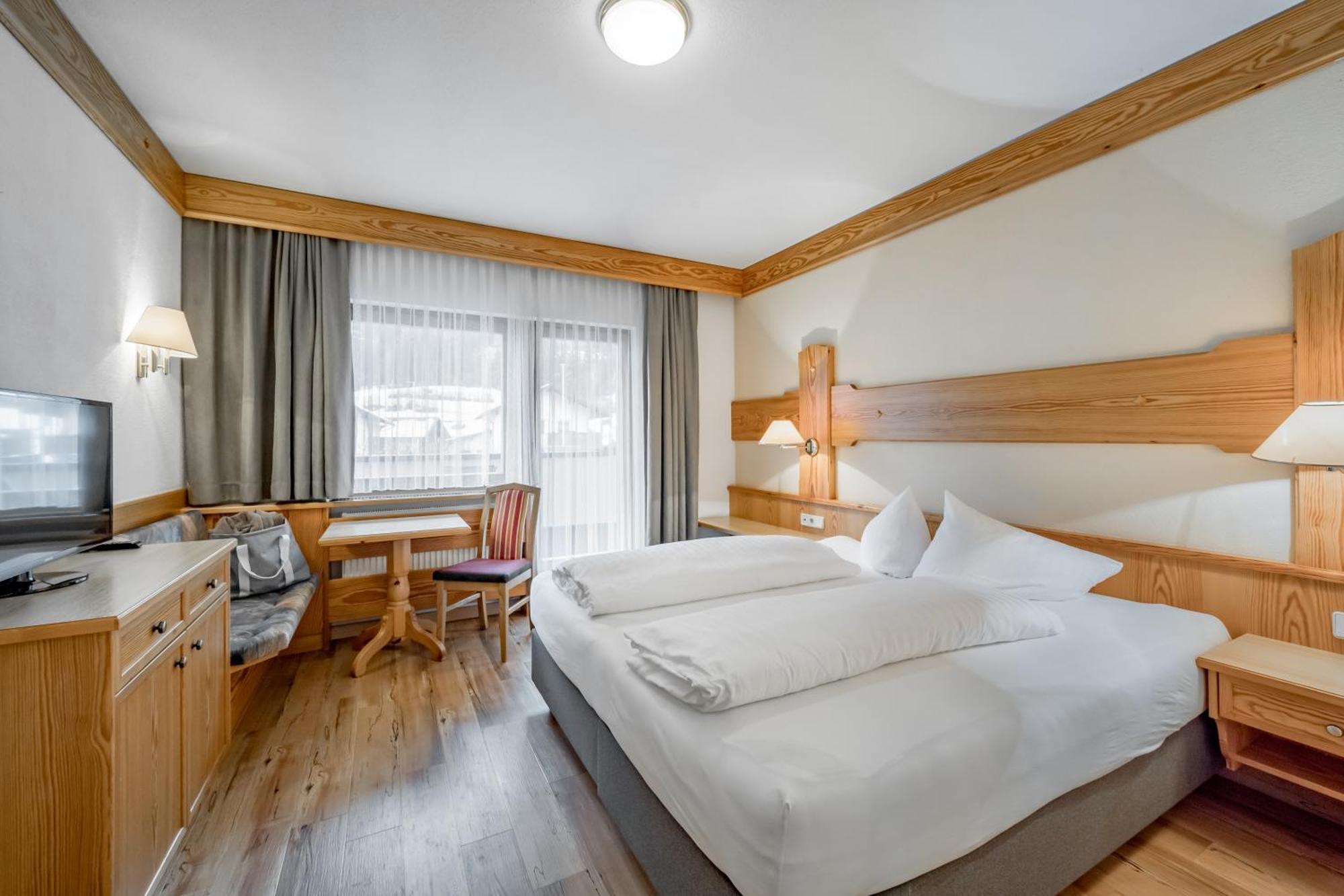 Tilia Living - B&B Mit Dem Komfort Eines Kleinen, Feinen Hotels Ried im Oberinntal Dış mekan fotoğraf